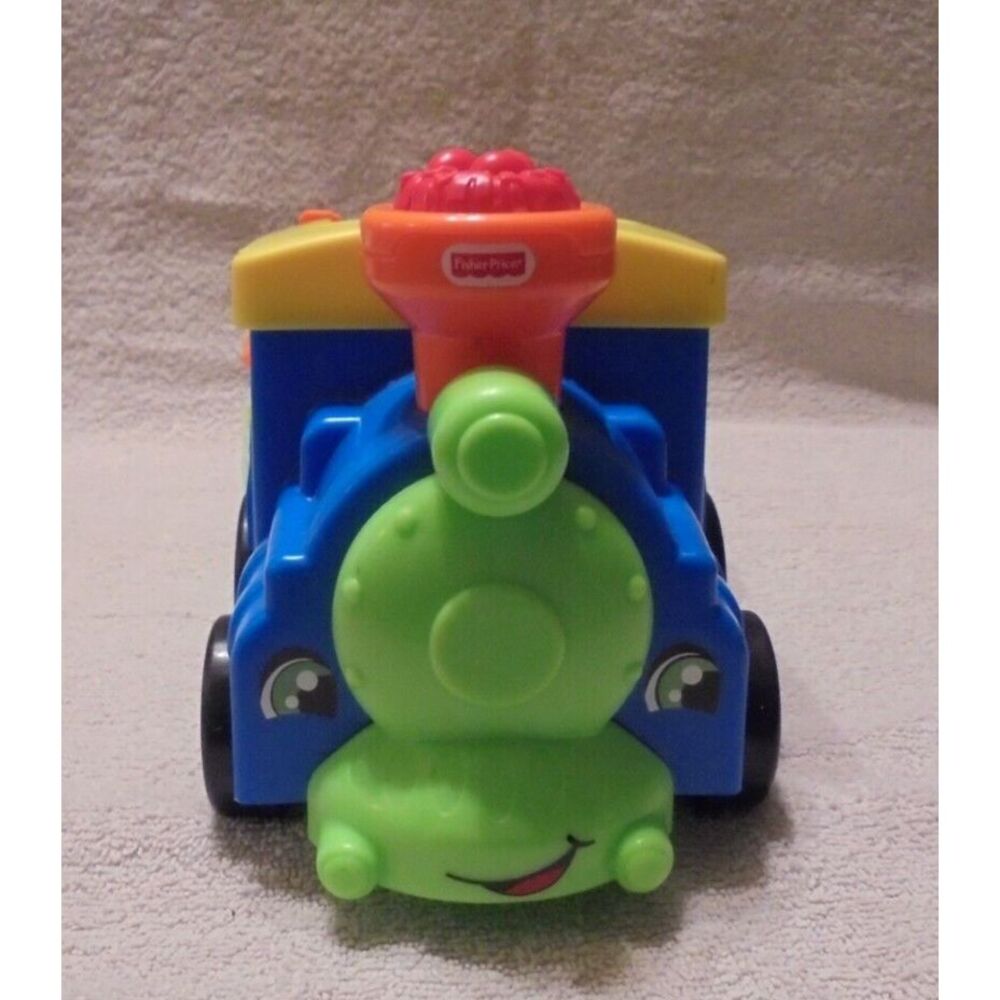 Fisher Price Little People Choo Choo Zoo‎ Train  musical sounds